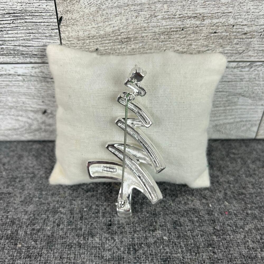 Monet RHINESTONE CHRISTMAS TREE Silver Tone Brooch Pin 2.75 Inch Vintage